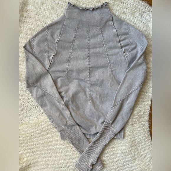 NWOT Free People Good Karma Hi Neck Layer Long Sleeve Top -Ice Grey Size XS - Picture 10 of 14